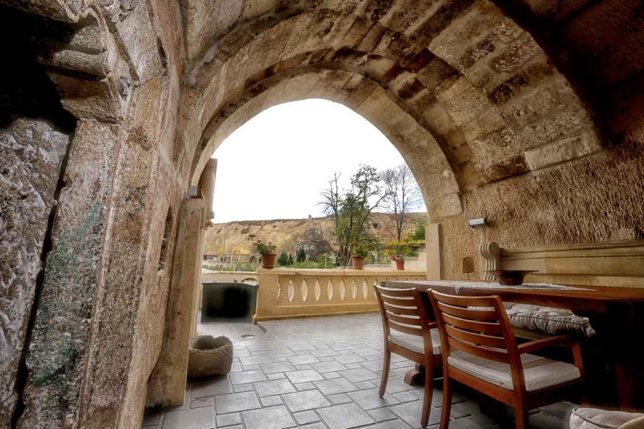 Sunak Cave Hotel Юргюп Екстериор снимка
