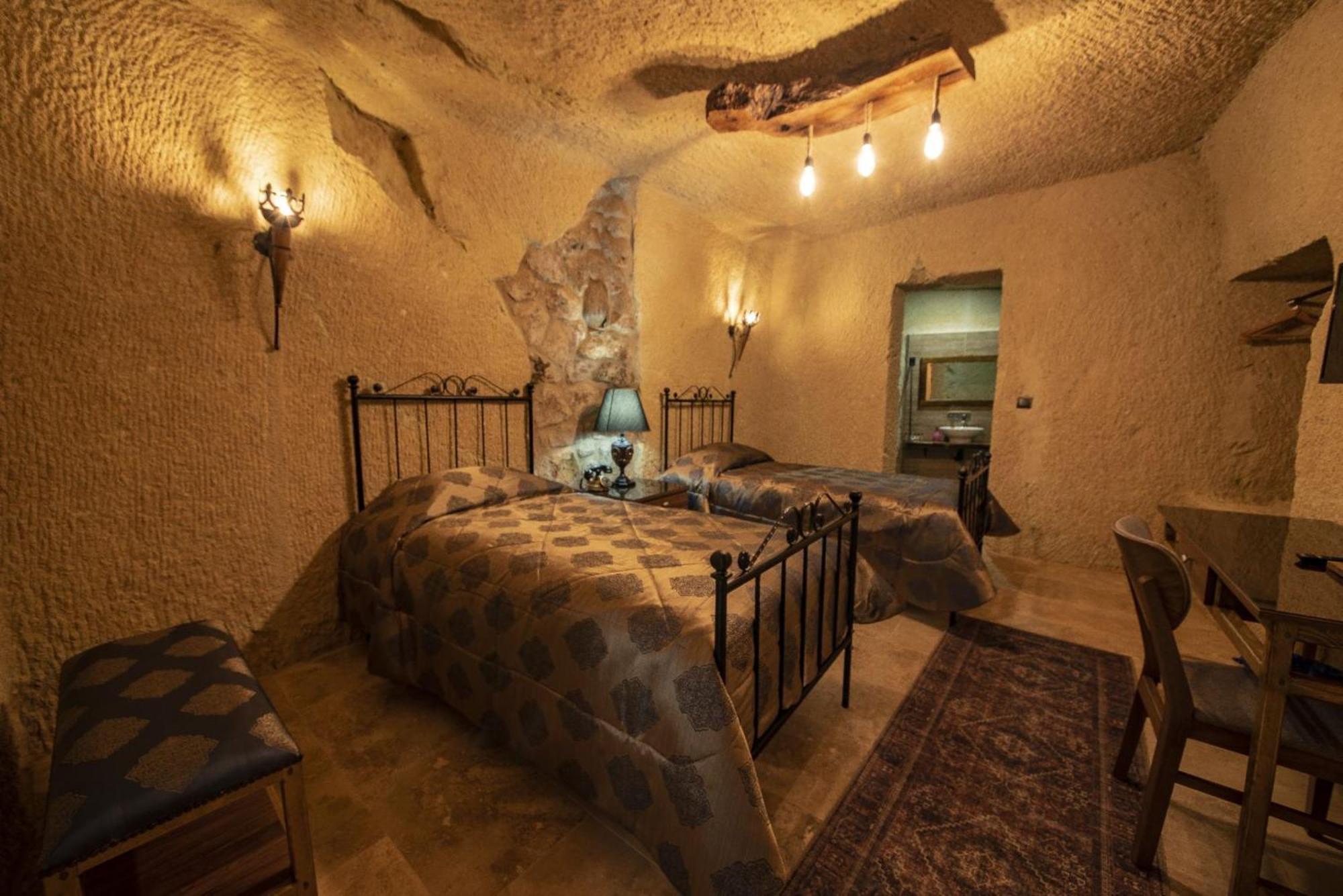 Sunak Cave Hotel Юргюп Екстериор снимка