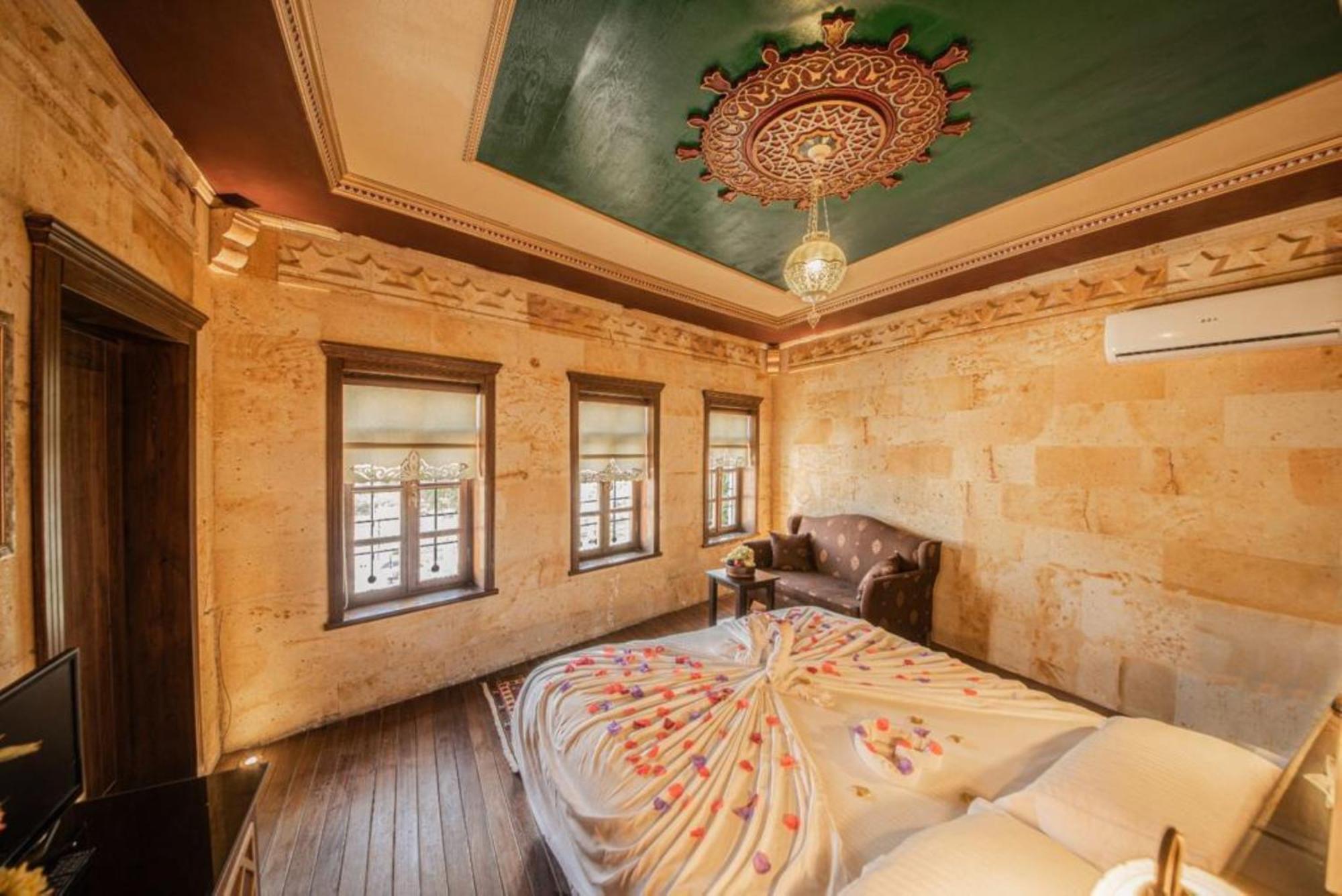 Sunak Cave Hotel Юргюп Екстериор снимка