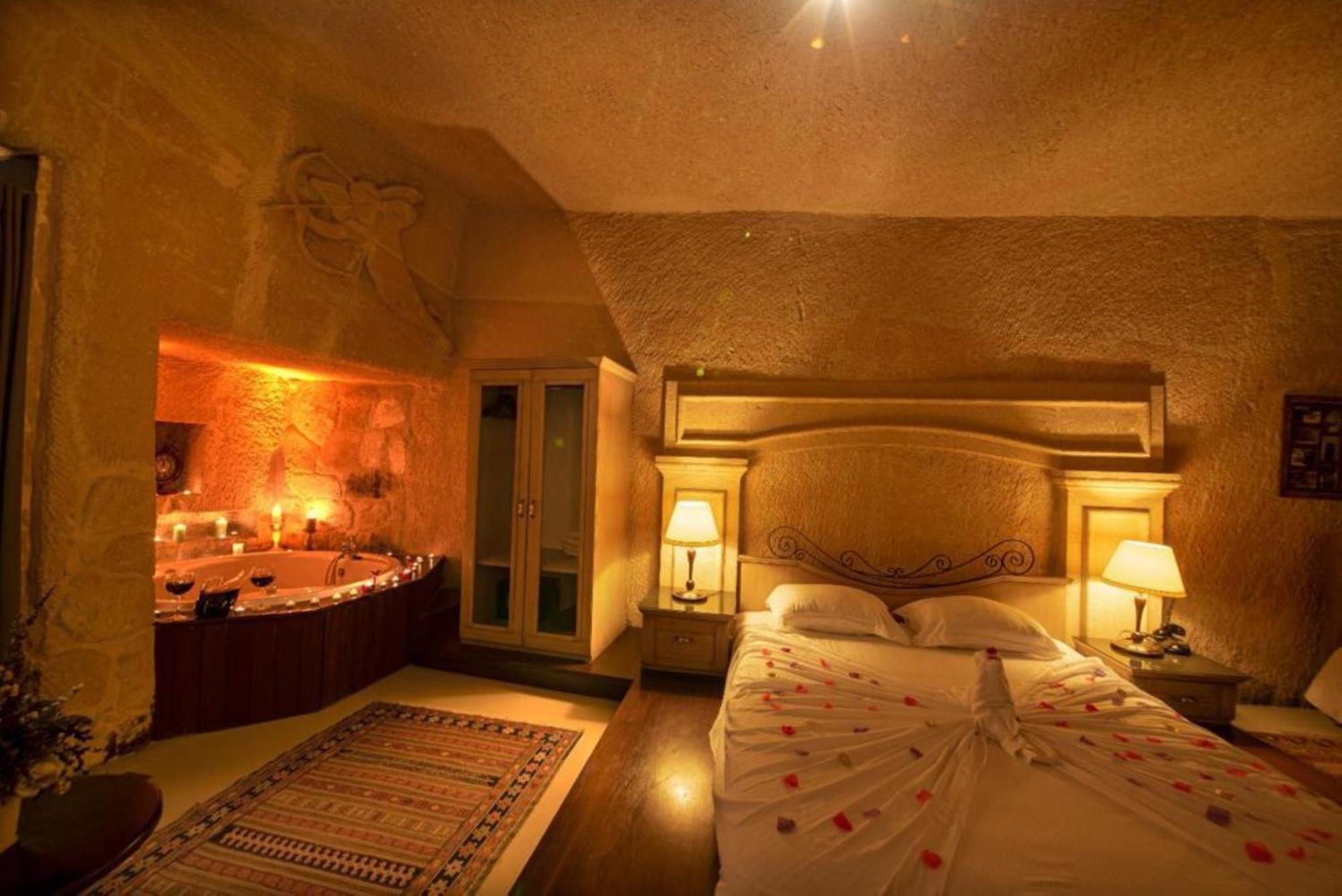 Sunak Cave Hotel Юргюп Екстериор снимка