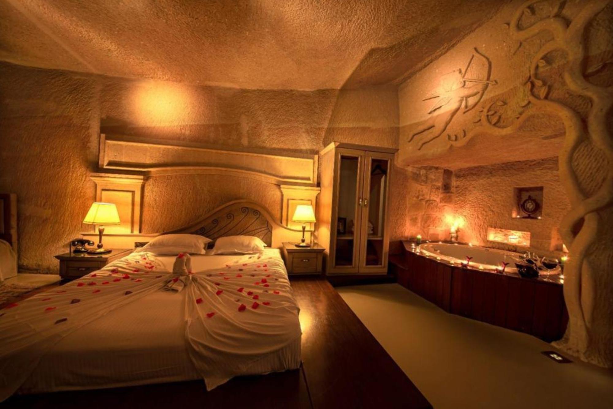 Sunak Cave Hotel Юргюп Екстериор снимка