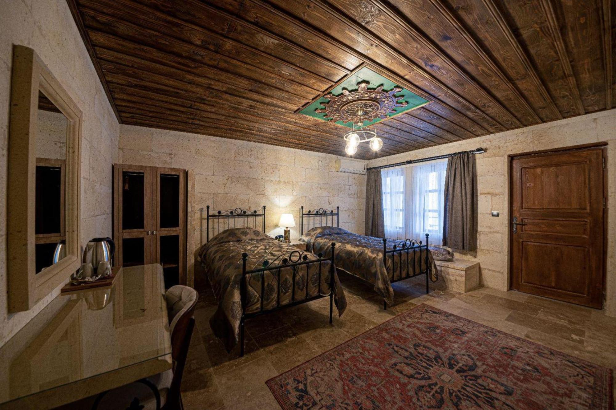 Sunak Cave Hotel Юргюп Екстериор снимка