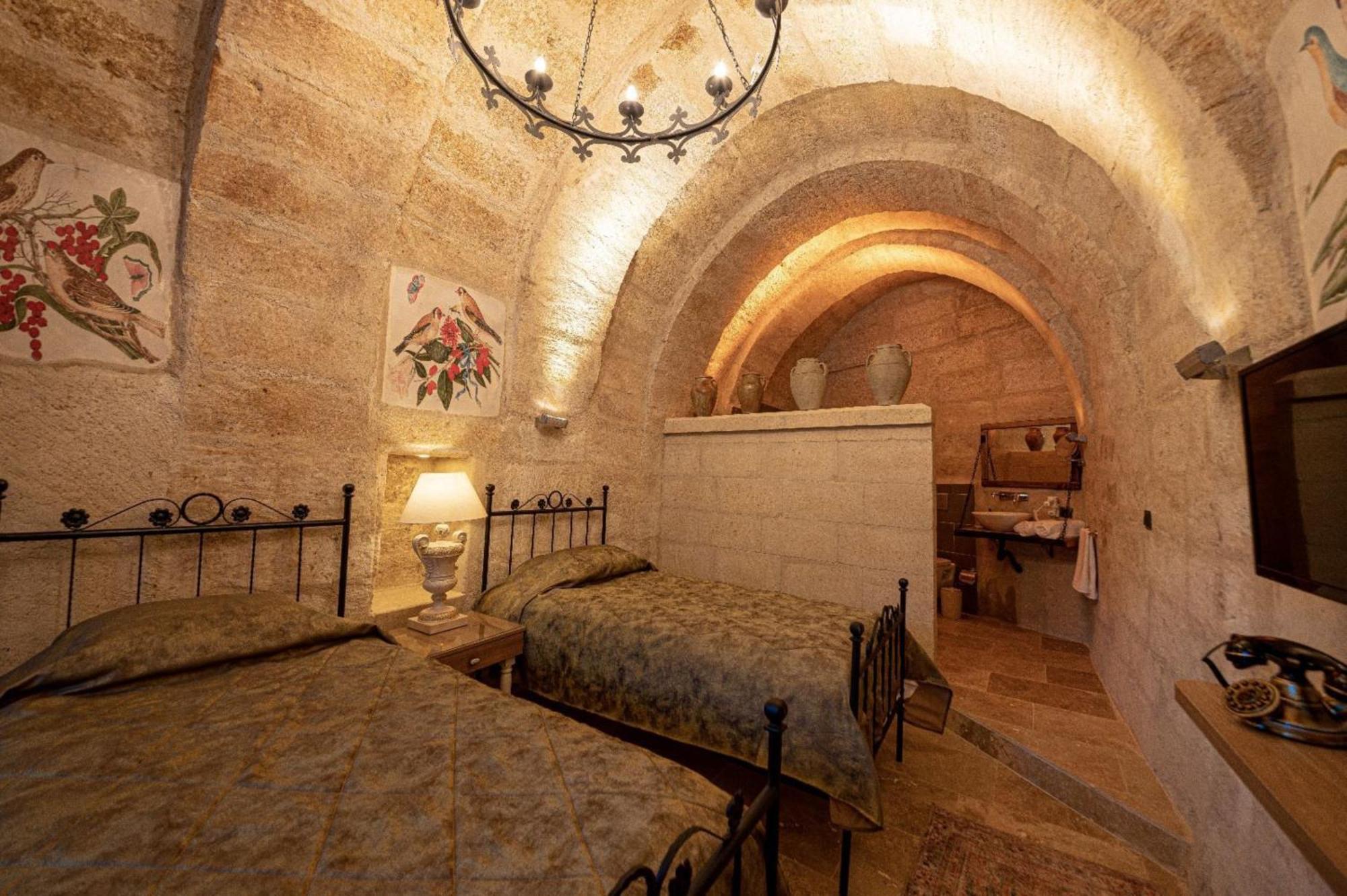 Sunak Cave Hotel Юргюп Екстериор снимка