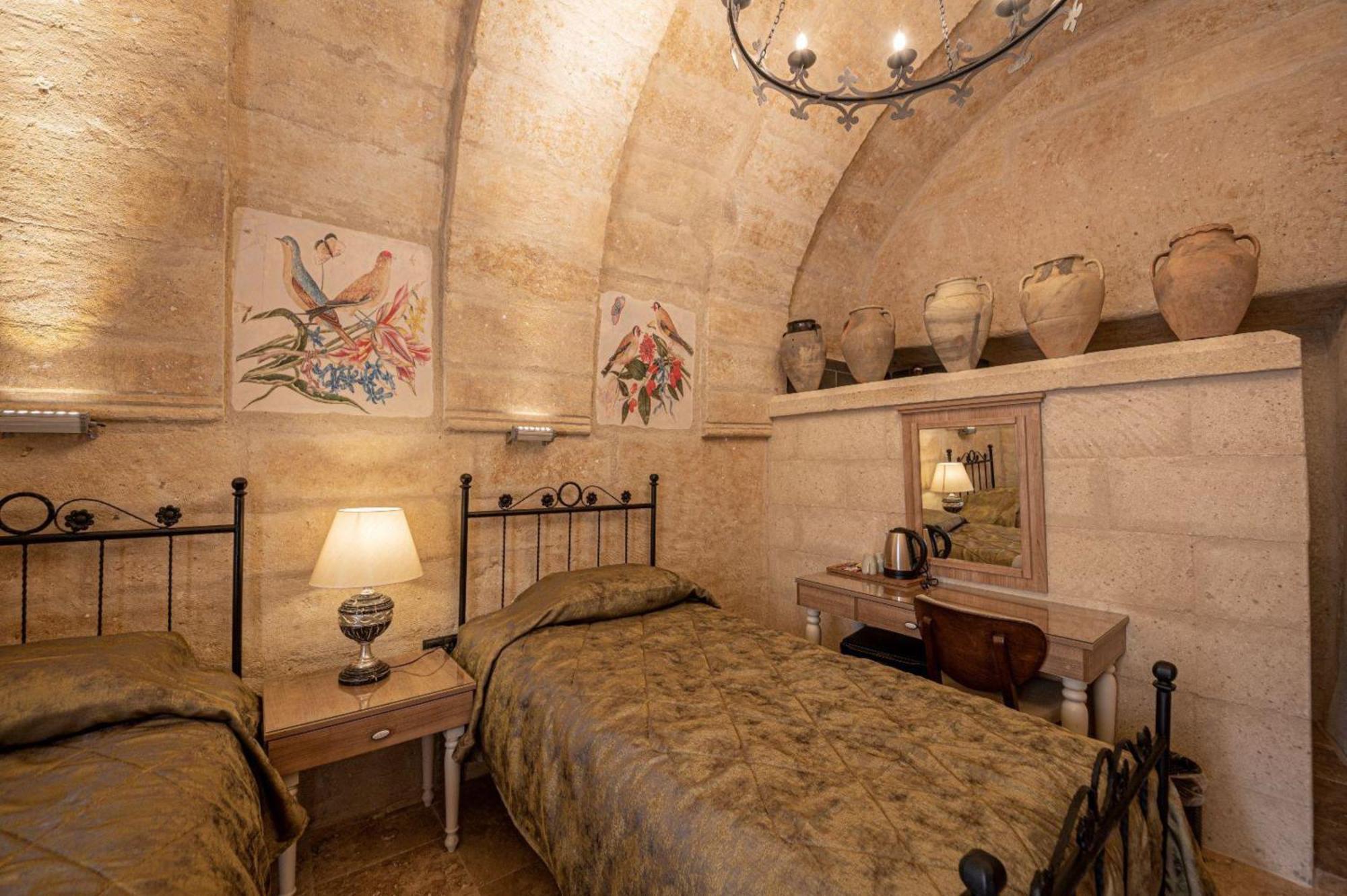 Sunak Cave Hotel Юргюп Екстериор снимка