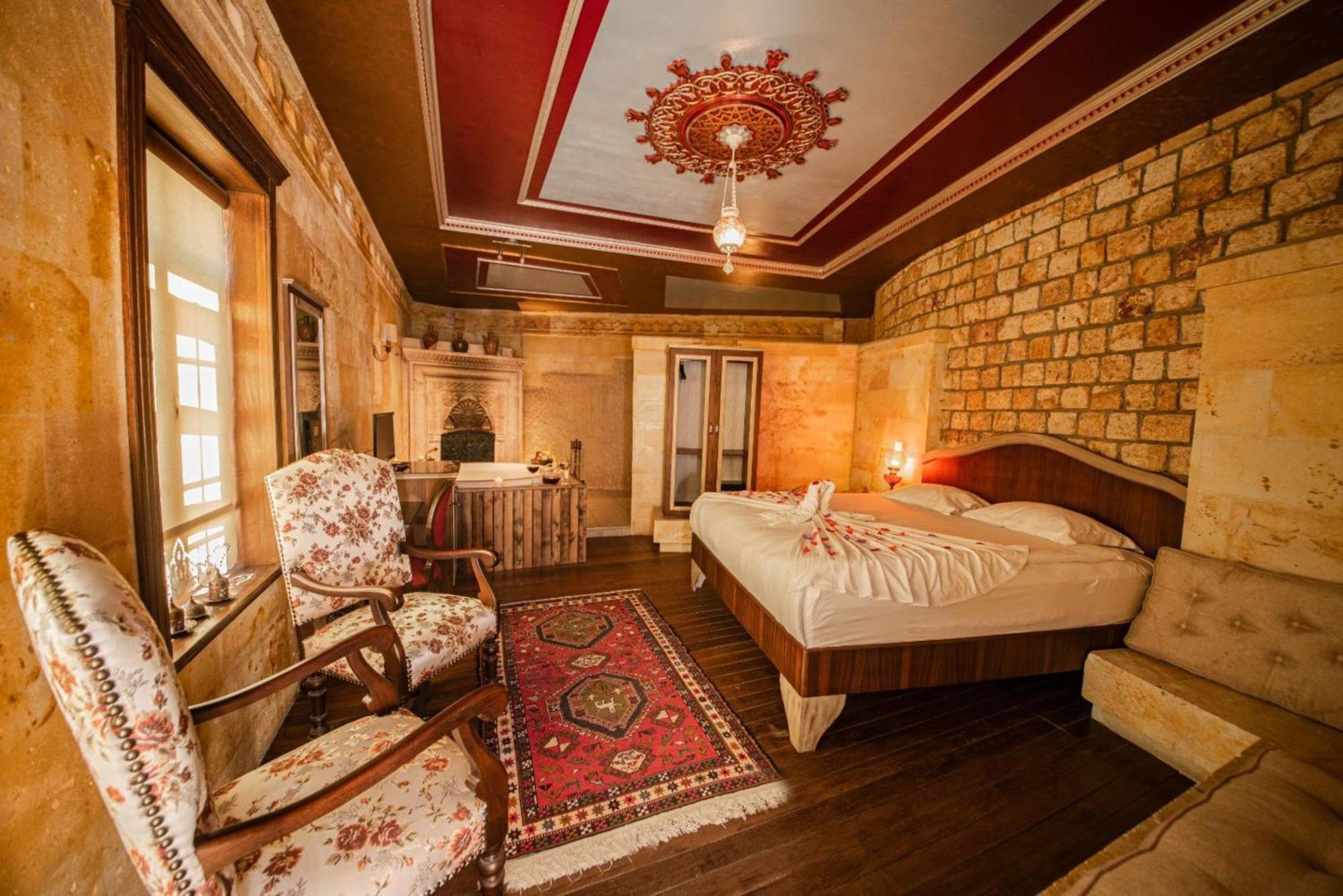 Sunak Cave Hotel Юргюп Екстериор снимка